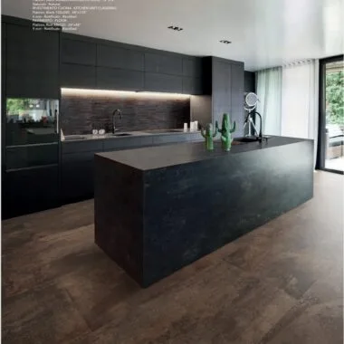 Flatiron Black 30,8X61,5