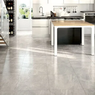 Athena Grigio Rettificato 30,4X61